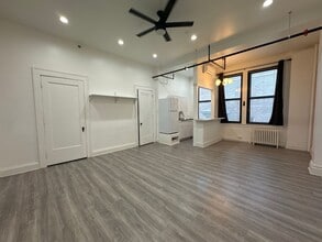 133 S 4th St in Quincy, IL - Foto de edificio - Building Photo