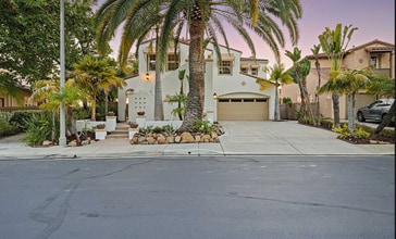 6213 Paseo Privado in Carlsbad, CA - Building Photo - Building Photo