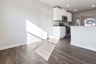 216 McClellan Trail in Mebane, NC - Building Photo - Building Photo