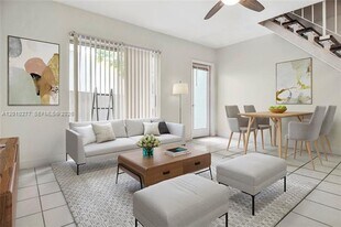 798 Crandon Blvd in Key Biscayne, FL - Building Photo