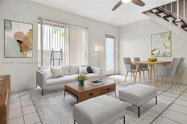 property at 798 Crandon Blvd
