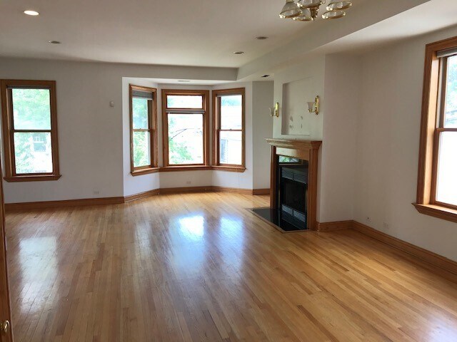 1415 W Barry Ave in Chicago, IL - Building Photo - Building Photo