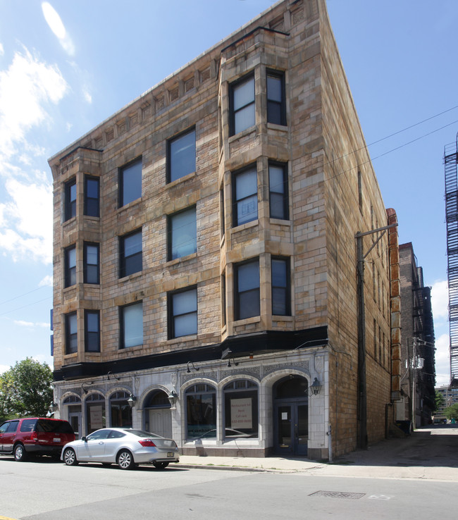 324 S Racine Ave in Chicago, IL - Foto de edificio - Building Photo