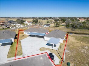 3405 E Zinnia Ave in Alton, TX - Building Photo - Building Photo