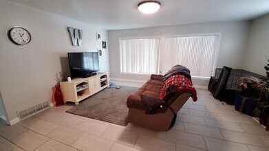 266 W 4625 S in Ogden, UT - Building Photo - Building Photo