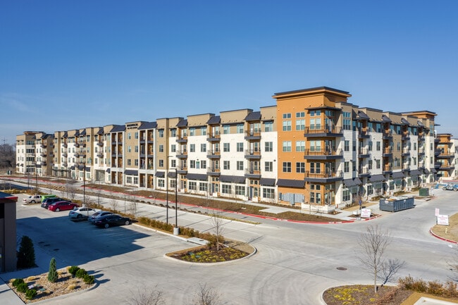 Magnolia on the Green