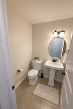 16035-16011 11 Ave SW in Edmonton, AB - Building Photo - Building Photo