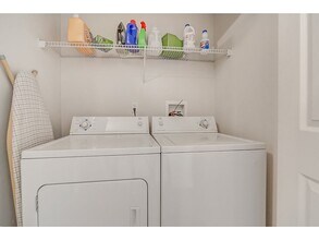 543 N University Ave, Unit 208 in Provo, UT - Foto de edificio - Building Photo