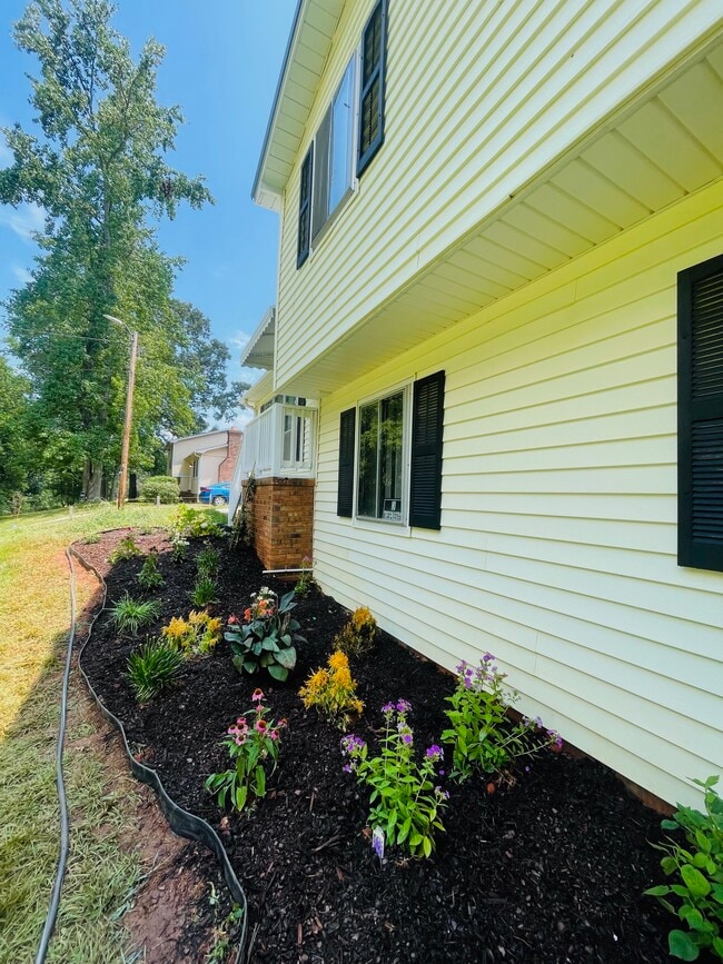 218 Fernleaf Dr in Travelers Rest, SC - Building Photo - Building Photo