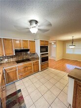 4404 NE Hudson Rd in Rogers, AR - Building Photo - Building Photo