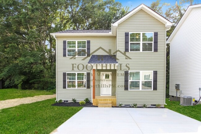 property at 104 Crown Ct
