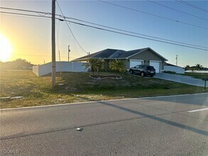 1429 Nelson Rd N in Cape Coral, FL - Building Photo - Building Photo