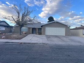 5832 Brisbane Pl in Las Vegas, NV - Building Photo