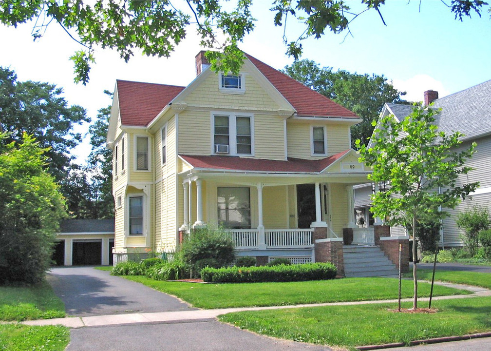 49 Merriman St in Rochester, NY - Foto de edificio