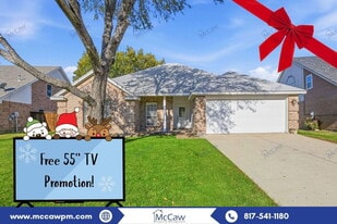 309 Canterbury Dr in Saginaw, TX - Building Photo