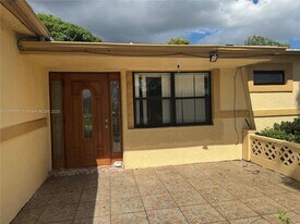 3491 NW 33rd Ct in Lauderdale Lakes, FL - Building Photo