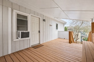 205 Spring St, Unit 2 in Durham, NC - Building Photo - Building Photo