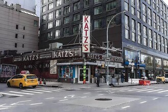 161 Stanton St in New York, NY - Building Photo - Building Photo