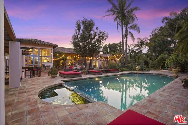 property at 7332 Birdview Ave