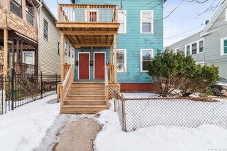 76 Thompson St-Unit -1 in New Haven, CT - Building Photo - Building Photo