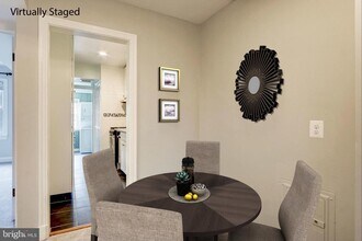 2335 40th St NW in Washington, DC - Building Photo - Building Photo