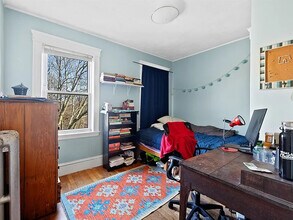 361 Washington St, Unit 3 in Somerville, MA - Foto de edificio - Building Photo