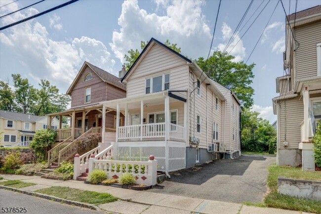property at 6 Dey St