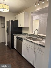 12907 Churchill Ridge Cir in Germantown, MD - Building Photo - Building Photo