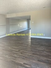 745 Howard Dr in Lebanon, MO - Building Photo - Building Photo