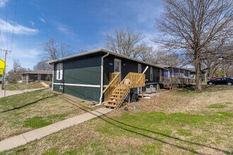 202 Wheaton Ct in Columbia, MO - Building Photo - Building Photo