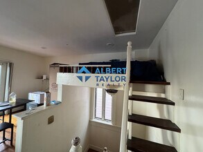 53 Lawn St, Unit 2 in Boston, MA - Building Photo - Building Photo