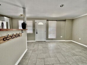 2704 Palomino Dr in Austin, TX - Building Photo - Building Photo