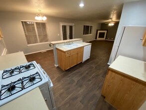 1480 Del Rio in Mountain Home, ID - Foto de edificio - Building Photo