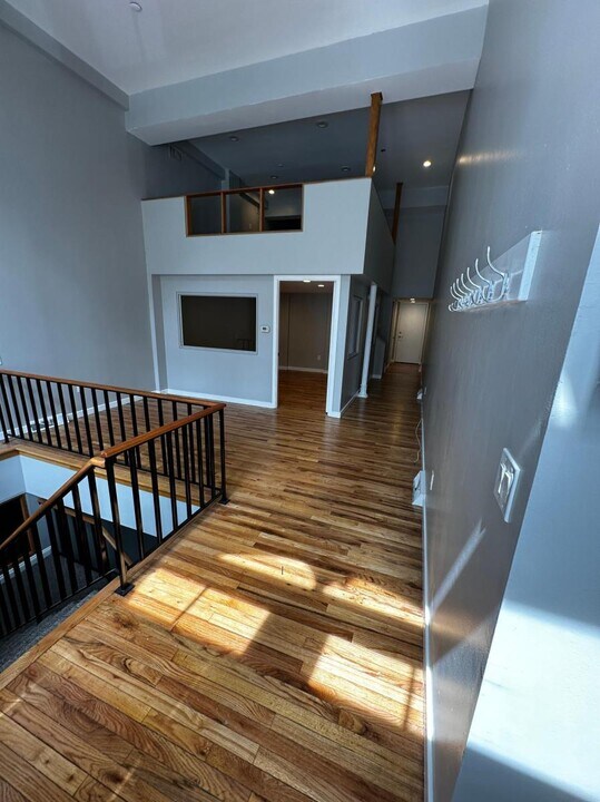 107 Arch St, Unit 1E in Philadelphia, PA - Foto de edificio