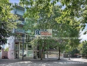 1234 SW 18th Ave in Portland, OR - Building Photo - Building Photo