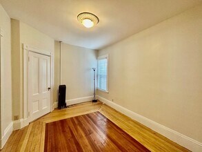 61 Monument Ave in Boston, MA - Building Photo - Building Photo