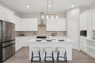 4535 W Lake Highlands Dr in The Colony, TX - Building Photo - Building Photo