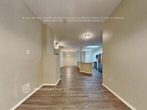 6717 Flamewood Dr in Arlington, TX - Foto de edificio - Building Photo