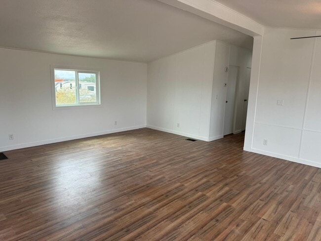 13687 S Hound Dog Rd in Vail, AZ - Building Photo - Building Photo