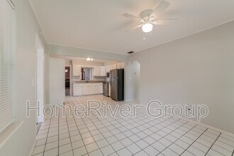 1241 61st Ave N in St. Petersburg, FL - Building Photo - Building Photo