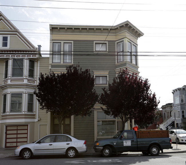 1195-1199 Sanchez St in San Francisco, CA - Foto de edificio - Building Photo