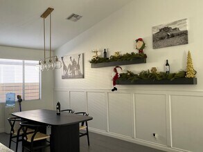 2670 E Hulet Dr in Chandler, AZ - Building Photo - Building Photo