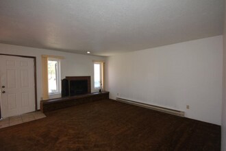 984 Colorado Ave in Whitefish, MT - Building Photo - Building Photo