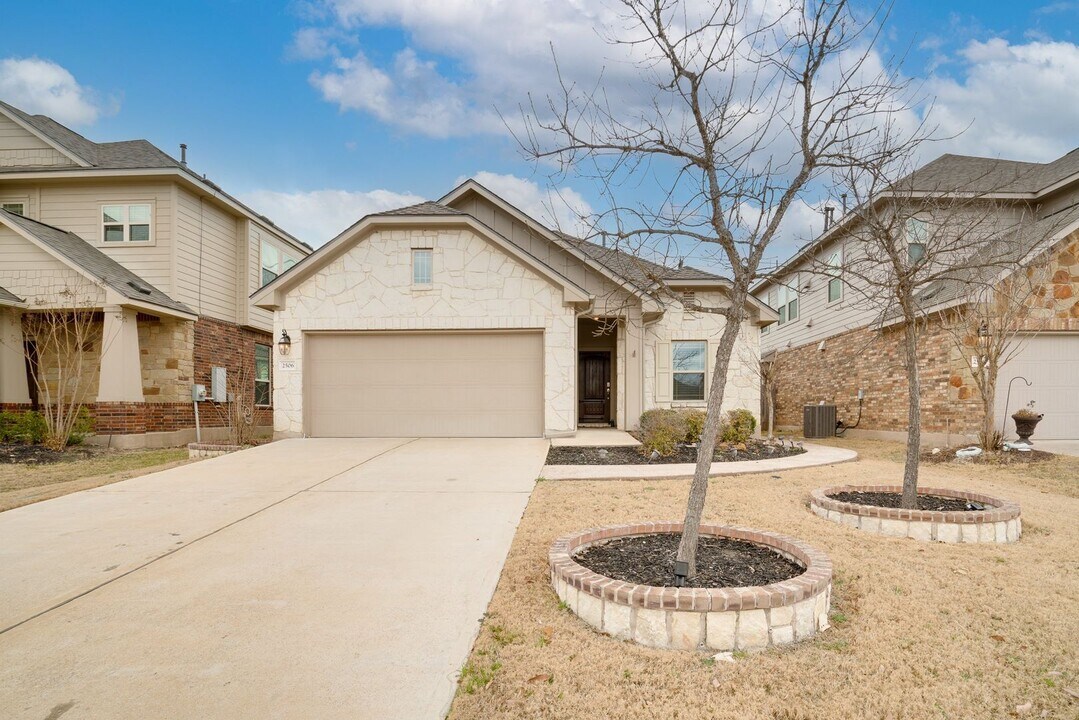 2506 Auburn Chestnut Ln in Pflugerville, TX - Building Photo