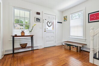 24 Warren Ave in Groton, CT - Building Photo - Building Photo