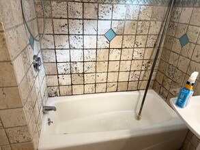 22 Duval St, Unit #1 in Boston, MA - Building Photo - Building Photo