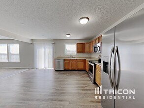 7713 Brandenburg Way in Indianapolis, IN - Building Photo - Building Photo