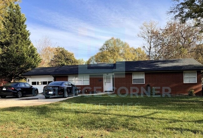 1457 Brookwood Dr in Winston-Salem, NC - Building Photo - Building Photo