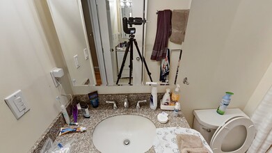 78 Gainsborough St, Unit 203E in Boston, MA - Building Photo - Building Photo