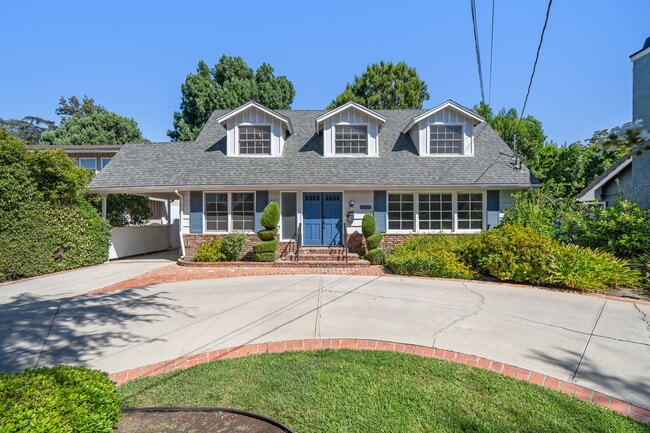 15473 Lemay St in Van Nuys, CA - Foto de edificio - Building Photo